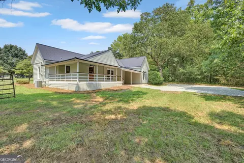 Exterior - 1071 Bethany Rd, Covington, GA 30016 photo 4 of 8