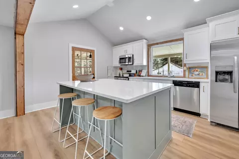 Kitchen - 1071 Bethany Rd, Covington, GA 30016 photo 5 of 8