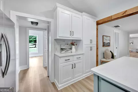 Entry Way - 1071 Bethany Rd, Covington, GA 30016 photo 6 of 6
