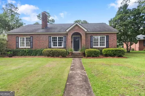 910 6th Ave, Albany, GA 31701