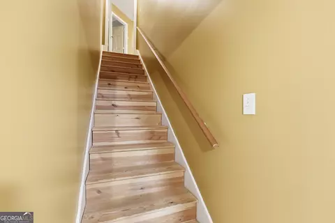 Entry Way - 135 Andrews Rd, Toccoa, GA 30577 photo 2 of 4