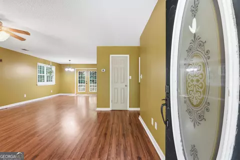 Entry Way - 135 Andrews Rd, Toccoa, GA 30577 photo 1 of 4