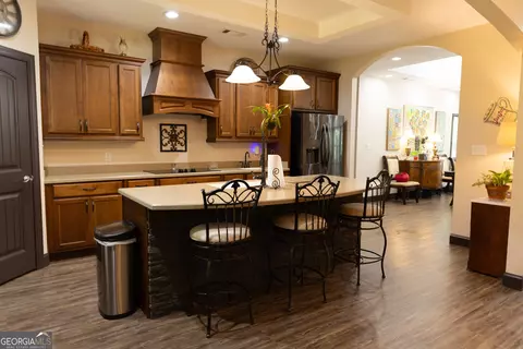 Kitchen - 2955 Ga Highway 56 E, Lyons, GA 30436 photo 2 of 2