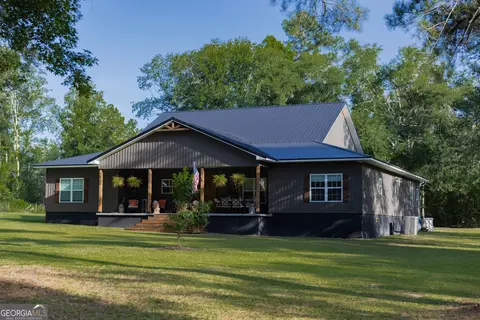 Exterior - 2955 Ga Highway 56 E, Lyons, GA 30436 photo 2 of 16