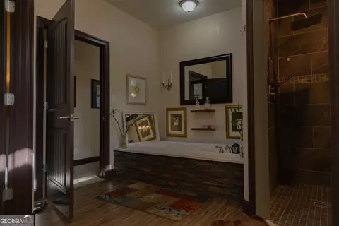 Entry Way - 2955 Ga Highway 56 E, Lyons, GA 30436 photo 5 of 8