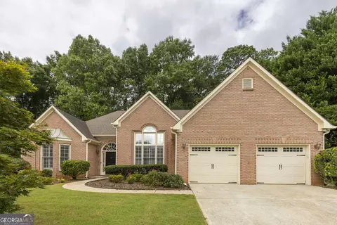 3445 Fox Hollow Dr, Marietta, GA 30068