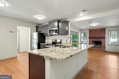 Kitchen - 5256 Eubanks Dr, Morrow, GA 30260 photo 2 of 3