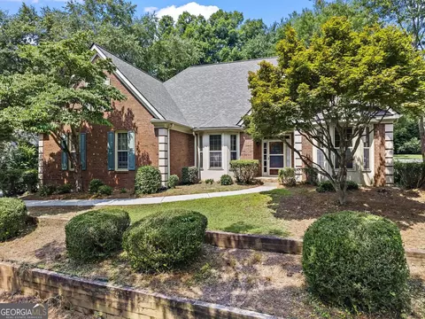 2161 Major Loring Way, Marietta, GA 30064