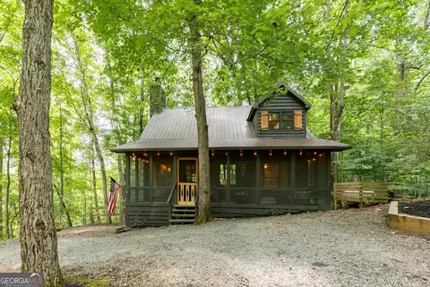 681 Skyview Dr, Ellijay, GA 30536