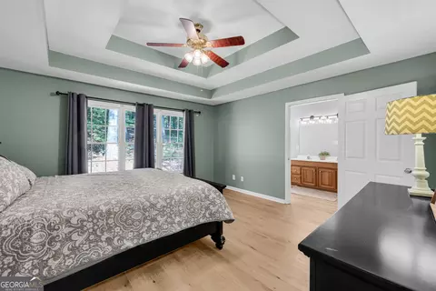 Bedroom - 1078 Spratlin Mill Rd, Hull, GA 30646 photo 5 of 8