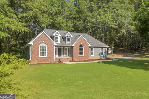 Exterior - 1078 Spratlin Mill Rd, Hull, GA 30646 photo 2 of 18