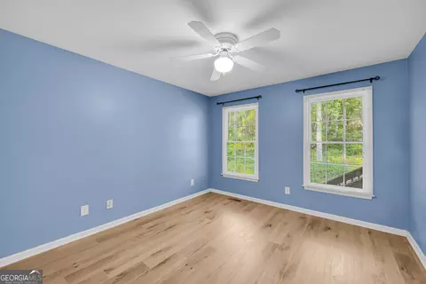 Bedroom - 1078 Spratlin Mill Rd, Hull, GA 30646 photo 2 of 8