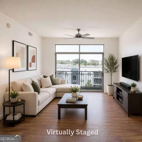 711 NE Cosmopolitan Dr NE #715, Atlanta, GA 30324