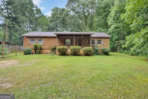 102 Geoffrey Ln, Oxford, GA 30054