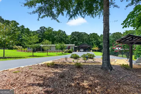 Exterior - 7181 County Road 266, Five Points, AL 36855 photo 14 of 17