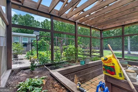 Exterior - 7181 County Road 266, Five Points, AL 36855 photo 8 of 17