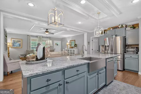 Kitchen - 7181 County Road 266, Five Points, AL 36855 photo 7 of 7
