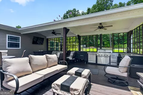 Exterior - 7181 County Road 266, Five Points, AL 36855 photo 5 of 17