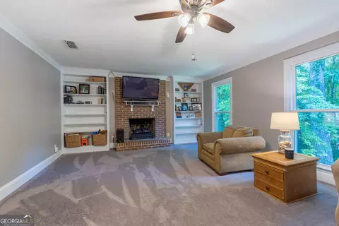 Living - 133 Ashling Dr, Lagrange, GA 30240 photo 1 of 6