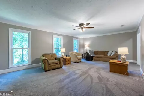 Living - 133 Ashling Dr, Lagrange, GA 30240 photo 6 of 6