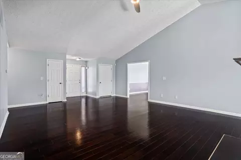 Living - 2615 Snowcrest Pl, Bethlehem, GA 30620 photo 2 of 4