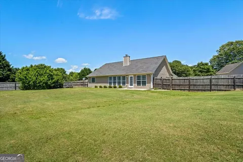 Exterior - 2615 Snowcrest Pl, Bethlehem, GA 30620 photo 5 of 11