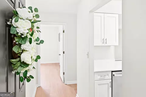 300 Johnson Ferry Rd NE #B1007, Sandy Springs, GA 30328