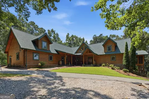 302 Bumpy Trl, Dawsonville, GA 30534