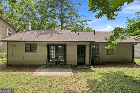 846 Martin Rd, Stone Mountain, GA 30088