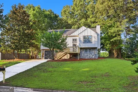 3249 Nogales Pl, Rex, GA 30273