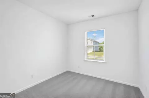Bedroom - 8 Gulfstream Dr, Lagrange, GA 30241 photo 1 of 6