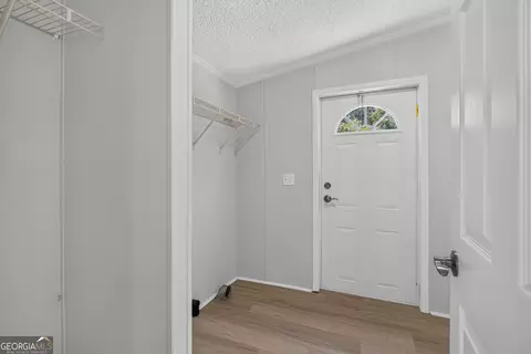 Entry Way - 199 Parker Dr, Macon, GA 31217 photo 3 of 5