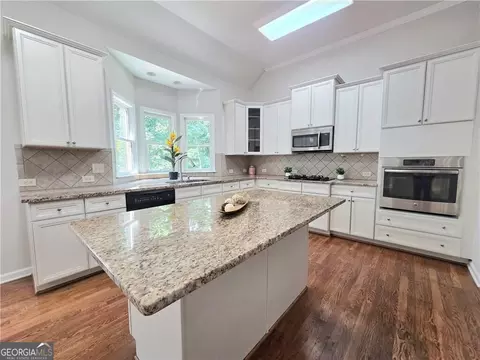 Kitchen - Undisclosed, Buford, GA 30518 photo 3 of 4