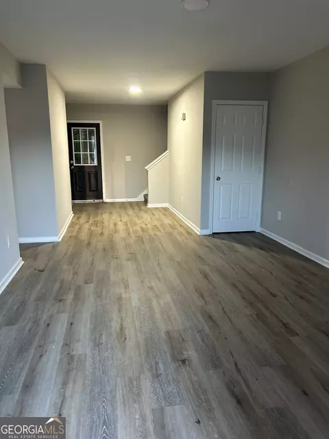 Living - 944 Old Mill Pt #A, Monroe, GA 30655 photo 1 of 2
