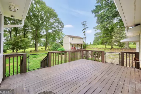Exterior - 122 E Knight Rd, Mcdonough, GA 30252 photo 8 of 10