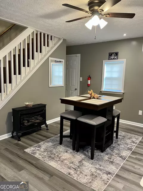 Dining - 122 E Knight Rd, Mcdonough, GA 30252 photo 2 of 2