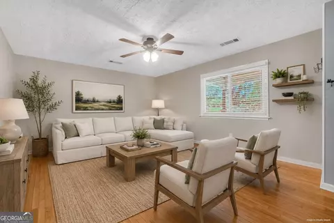 Living - 122 E Knight Rd, Mcdonough, GA 30252 photo 1 of 5