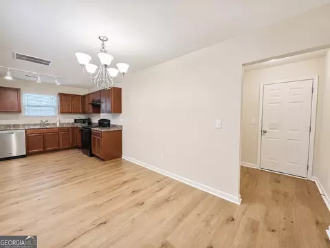 Entry Way - 400 Oconner Blvd, Athens, GA 30607 photo 8 of 9