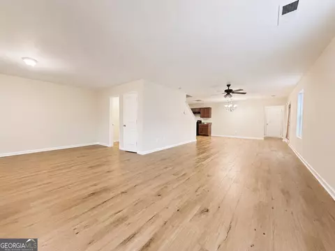 Living - 400 Oconner Blvd, Athens, GA 30607 photo 1 of 8