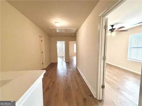 Entry Way - 400 Oconner Blvd, Athens, GA 30607 photo 6 of 9