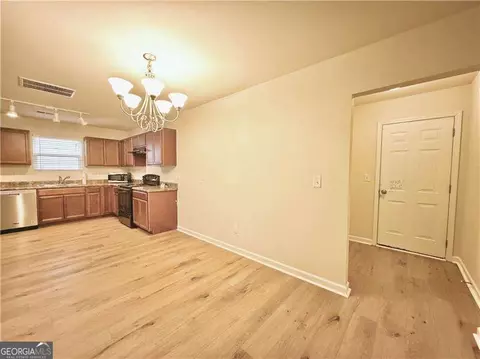 Entry Way - 400 Oconner Blvd, Athens, GA 30607 photo 3 of 9