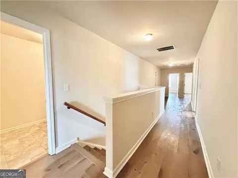 Entry Way - 400 Oconner Blvd, Athens, GA 30607 photo 4 of 9