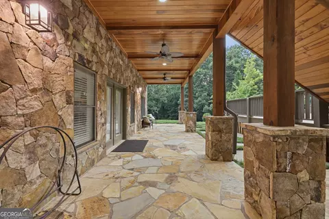 Exterior - 1091 Echota Rd, Clarkesville, GA 30523 photo 6 of 18