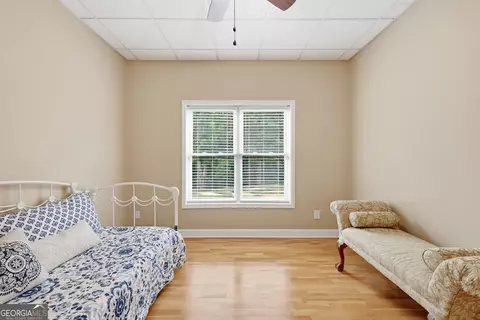 Bedroom - 1091 Echota Rd, Clarkesville, GA 30523 photo 12 of 17