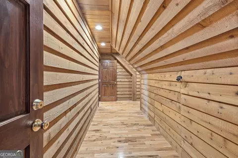Entry Way - 1091 Echota Rd, Clarkesville, GA 30523 photo 8 of 12