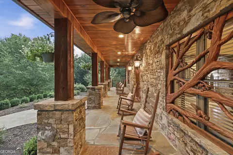 Exterior - 1091 Echota Rd, Clarkesville, GA 30523 photo 3 of 18