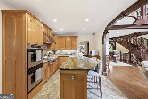 Kitchen - 1091 Echota Rd, Clarkesville, GA 30523 photo 1 of 9