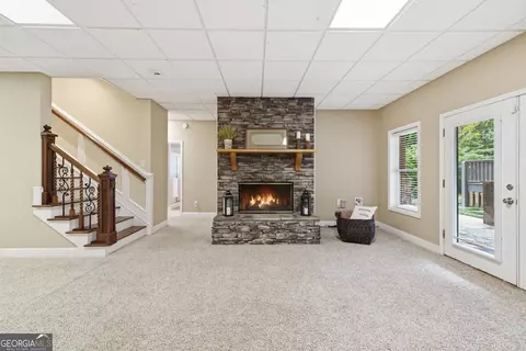 Living - 1091 Echota Rd, Clarkesville, GA 30523 photo 2 of 3