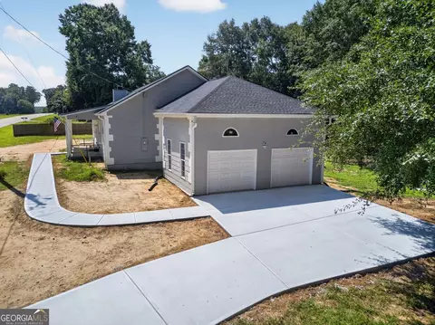 1106 Dee Kennedy Rd, Auburn, GA 30011