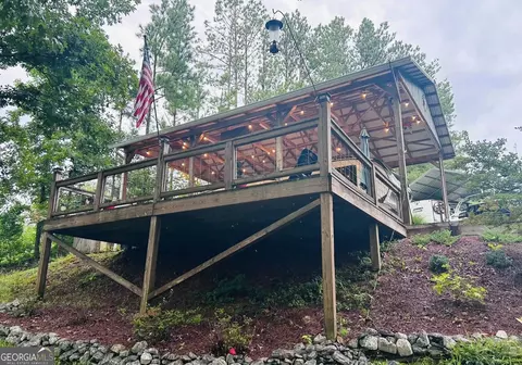 385 Foster Cove Dr, Lineville, AL 36266